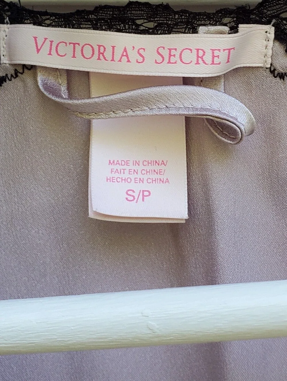 Victoria's Secret Lace-Detail Robe Size S